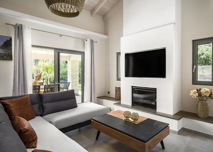 Mateo Stone By Konnect With Private Pool