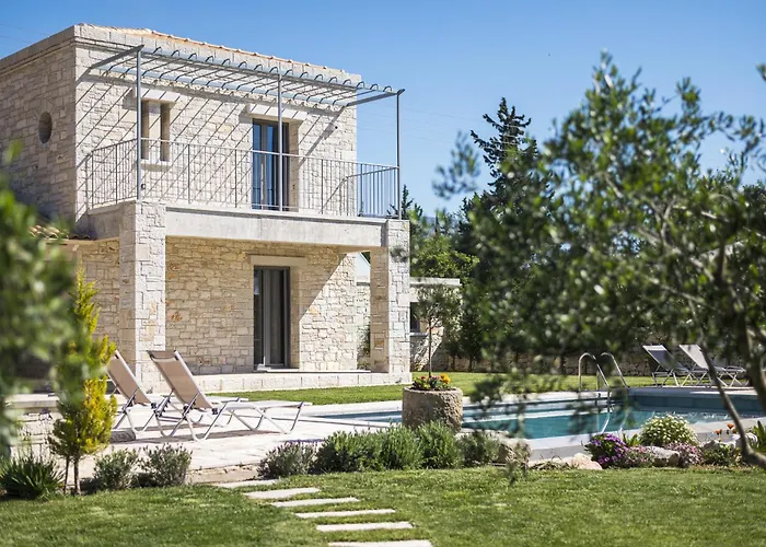 Mateo Stone By Konnect With Private Pool